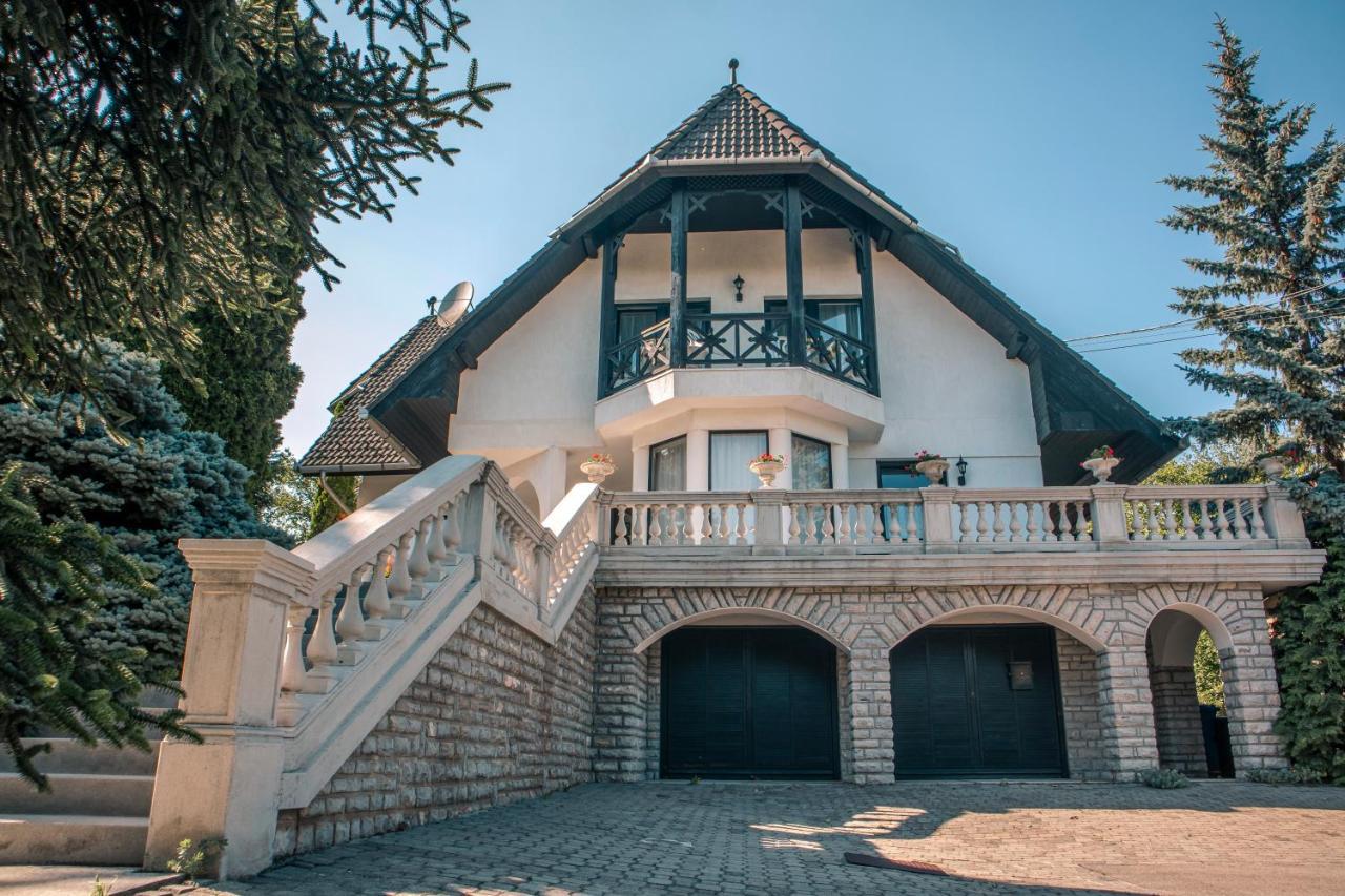 Villa Viktoria バラトンフレド エクステリア 写真